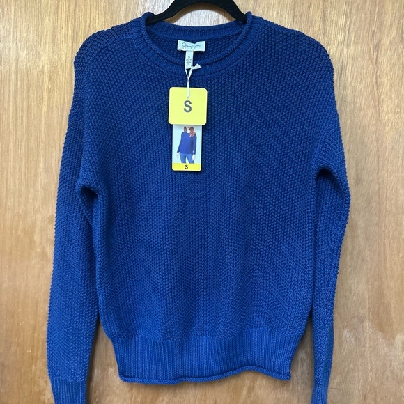 Blue‎ Textured Knit Crewneck Sweater - Picture 2 of 6